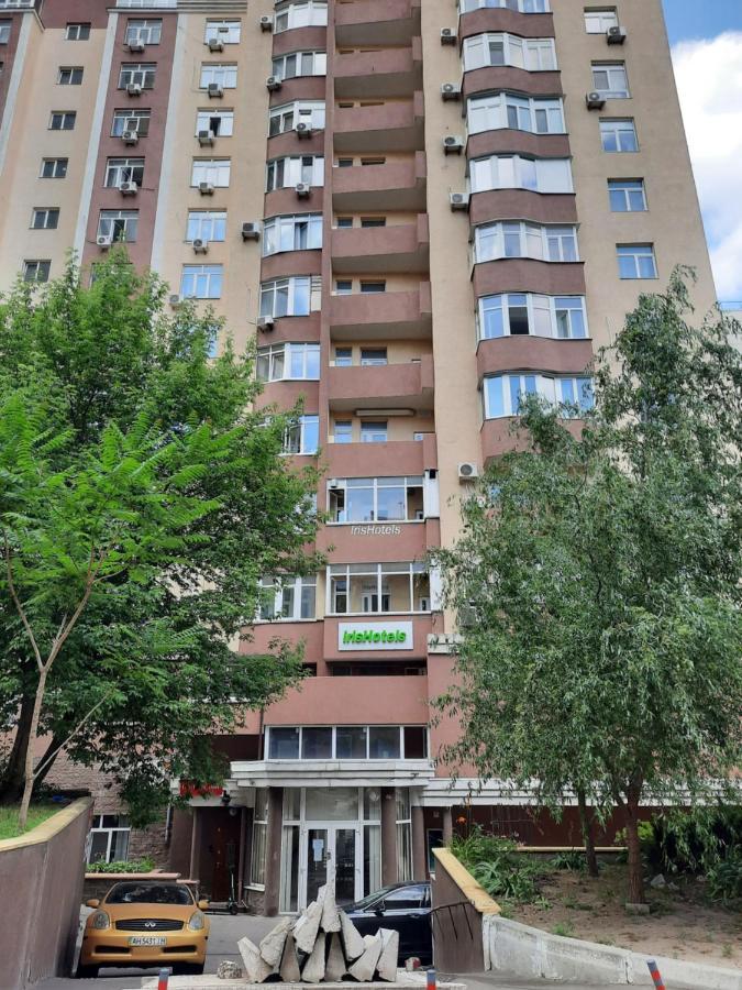 Appartement Прекрасная Комфортная Квартира В Центре Киева Рядом С Жд Вокзалом Метро Вокзальная И Университет Extérieur photo